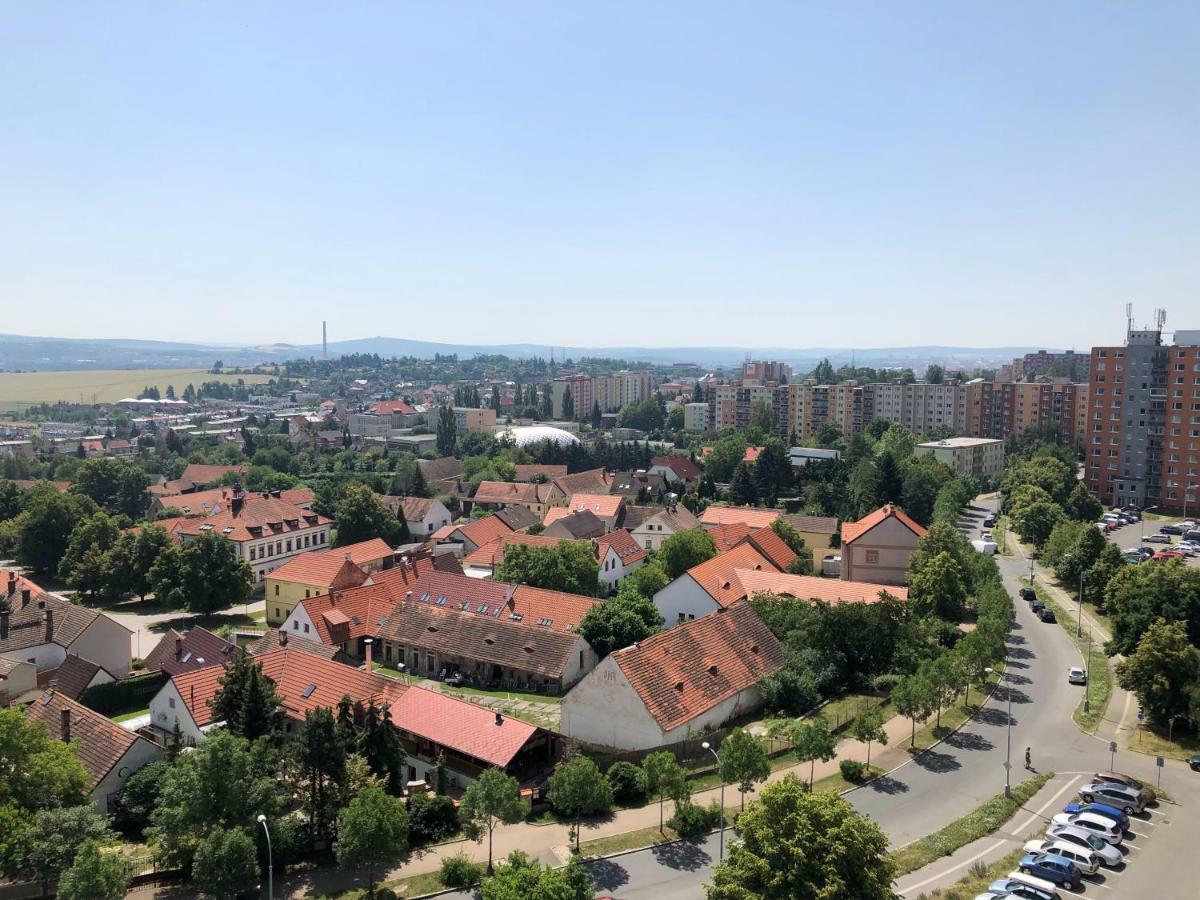 Appartement Bolevec Tower à Plzeň Extérieur photo
